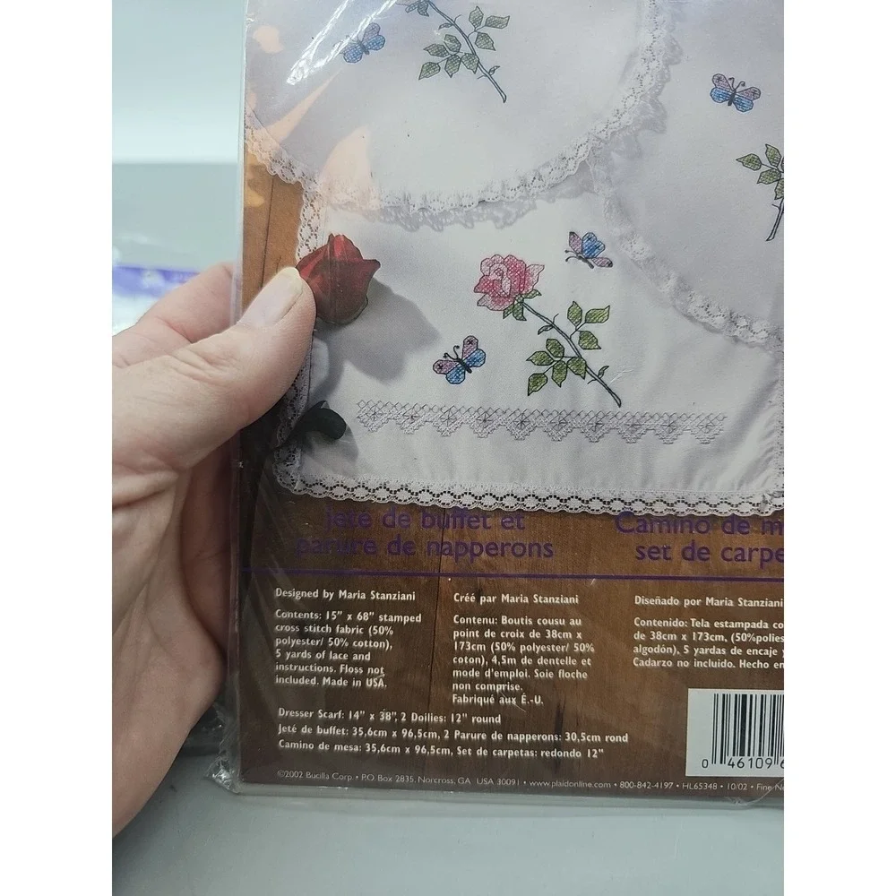 Dresser‎ Scarf & Doily Embroidery Stamped Linen Lot Of 2 Floss Not Include New